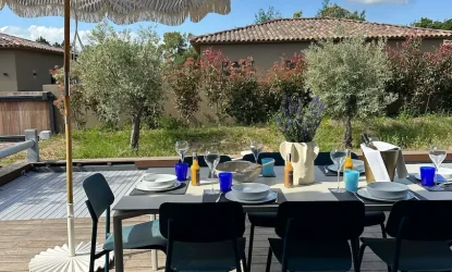 table extérieure aux villas vangarone